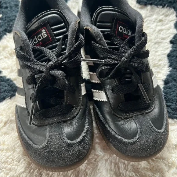Adidas Sambas - Picture 2 of 4